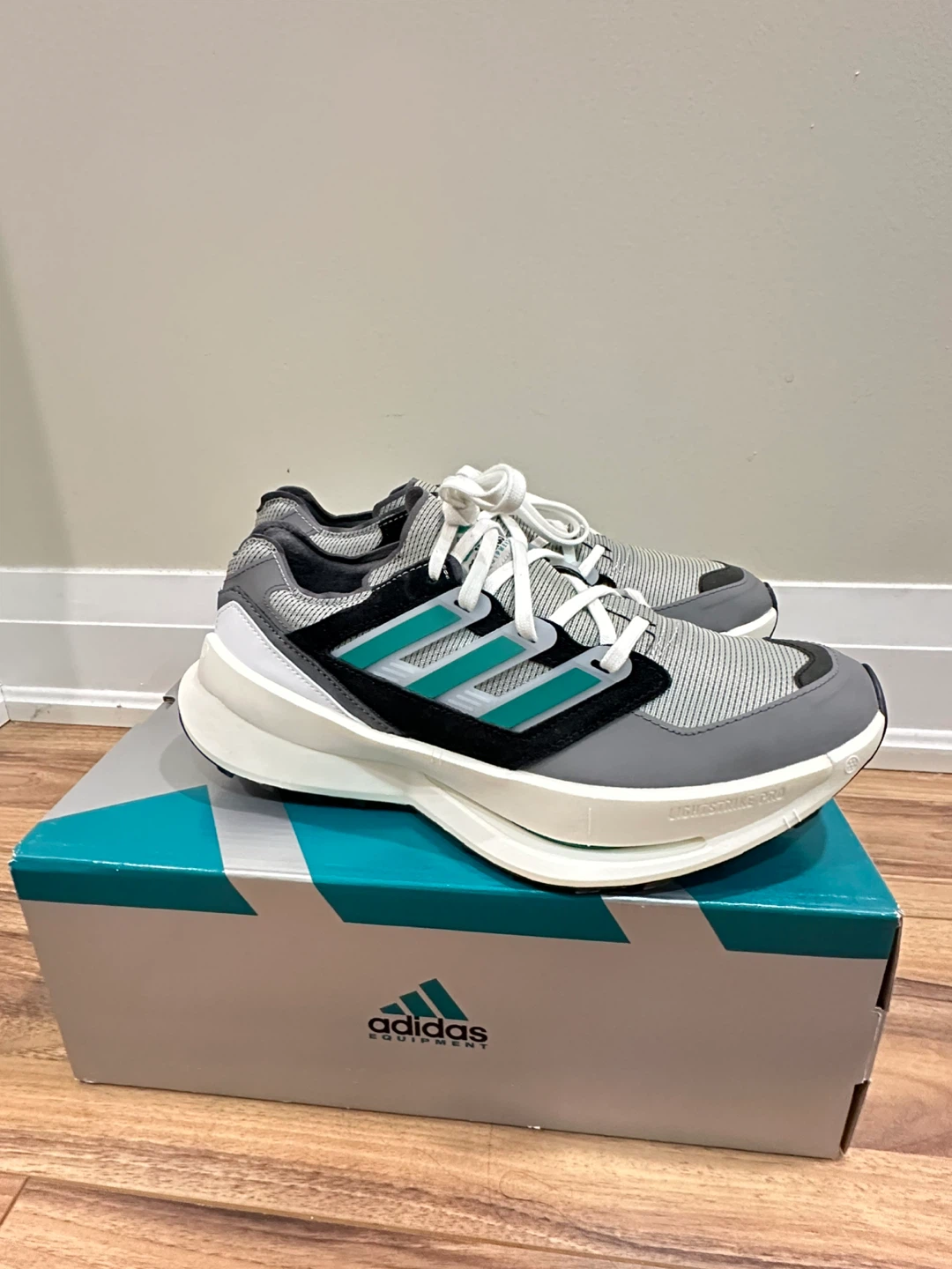 New ADIDAS EQUIPMENT AGRAVIC size 9 US - photo 3