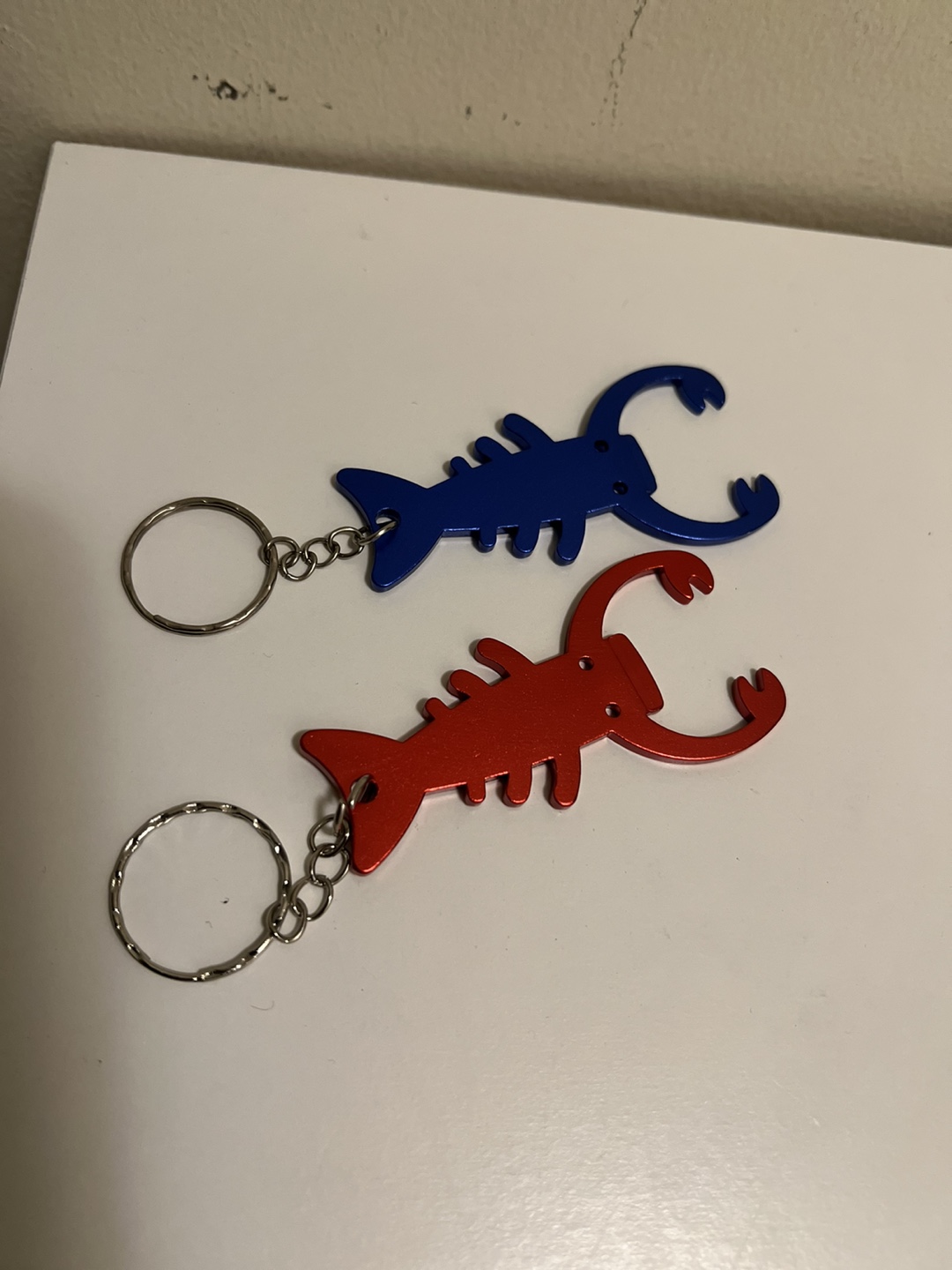 New-Scorpion Keychain Set - Red and Blue