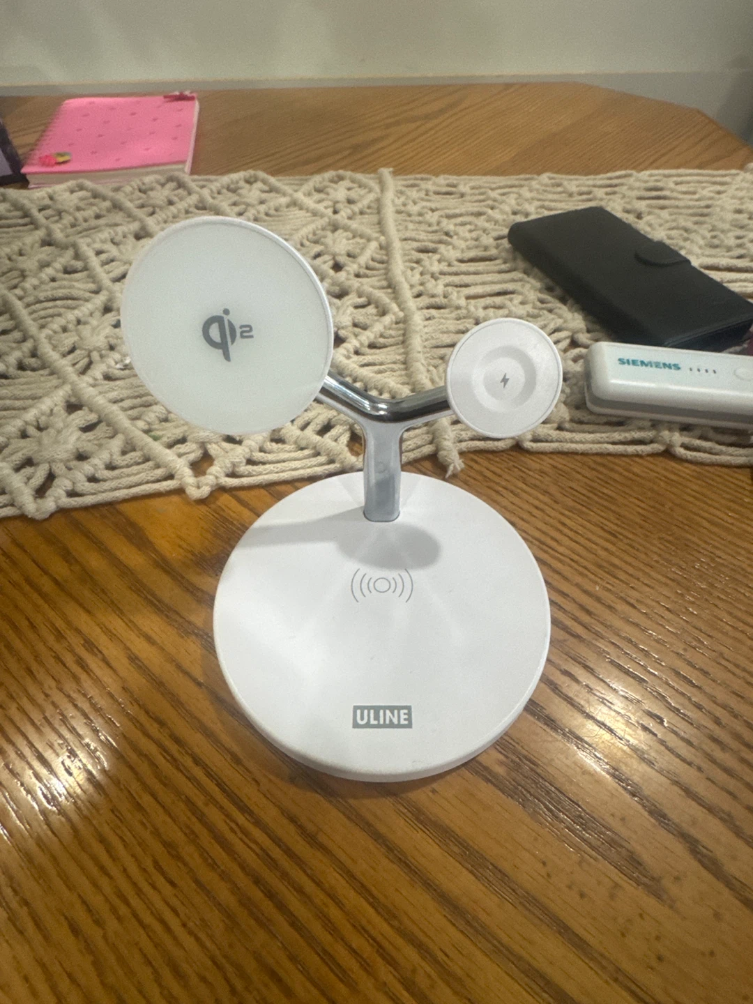 ULINE White Wireless Charging Stand
