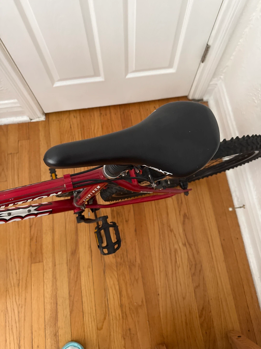 Mongoose Revolution Mountain Bike - photo 4