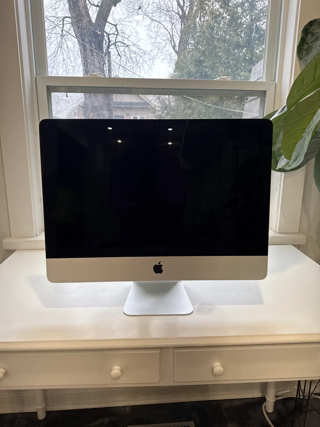 Apple iMac Desktop Computer