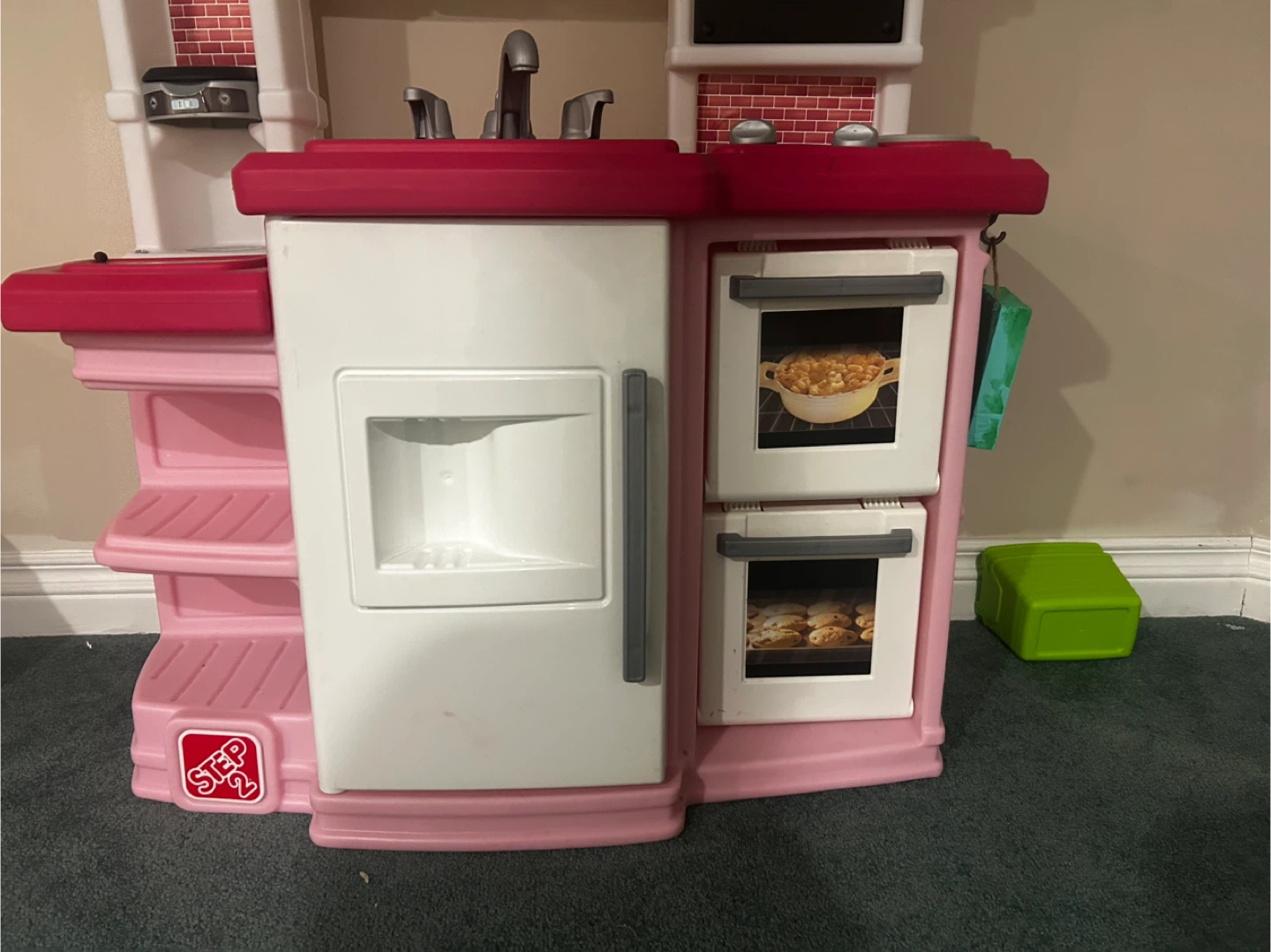 Step2 Kids Play Kitchen - photo 4