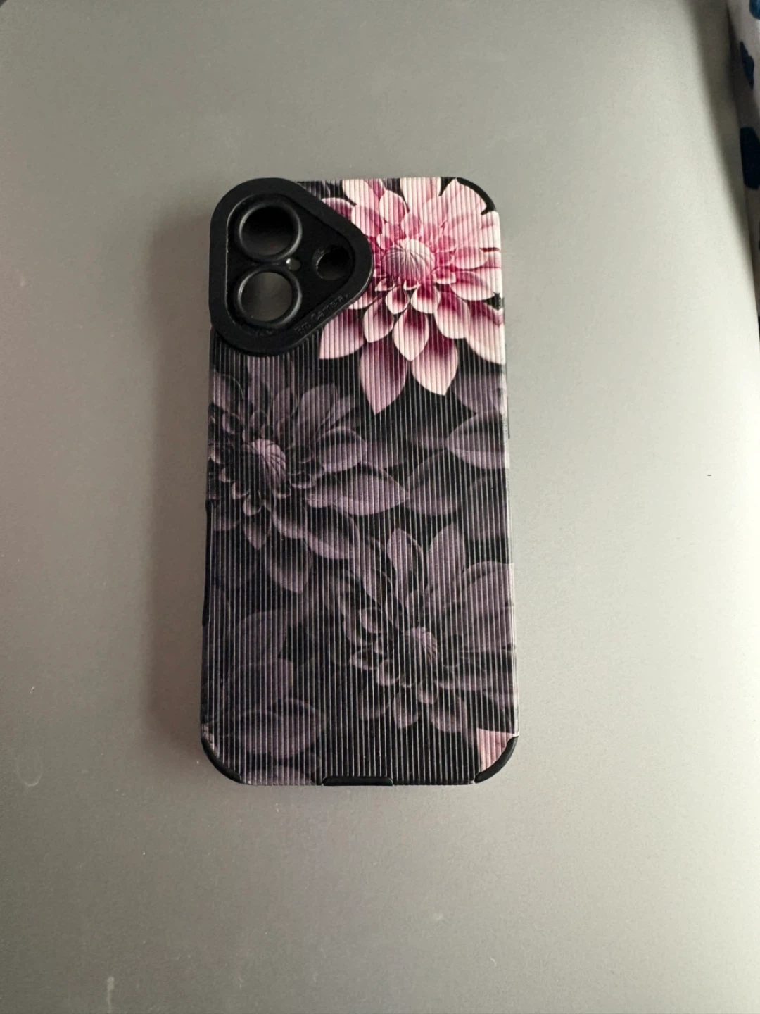🥕iPhone 16 Phone Case with Floral Design