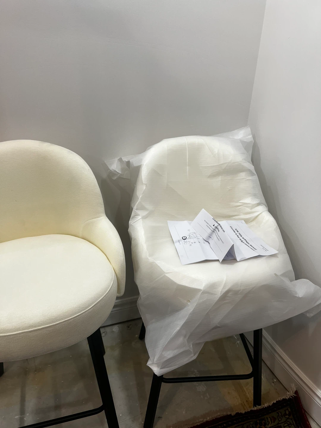 Cream Bar Stool