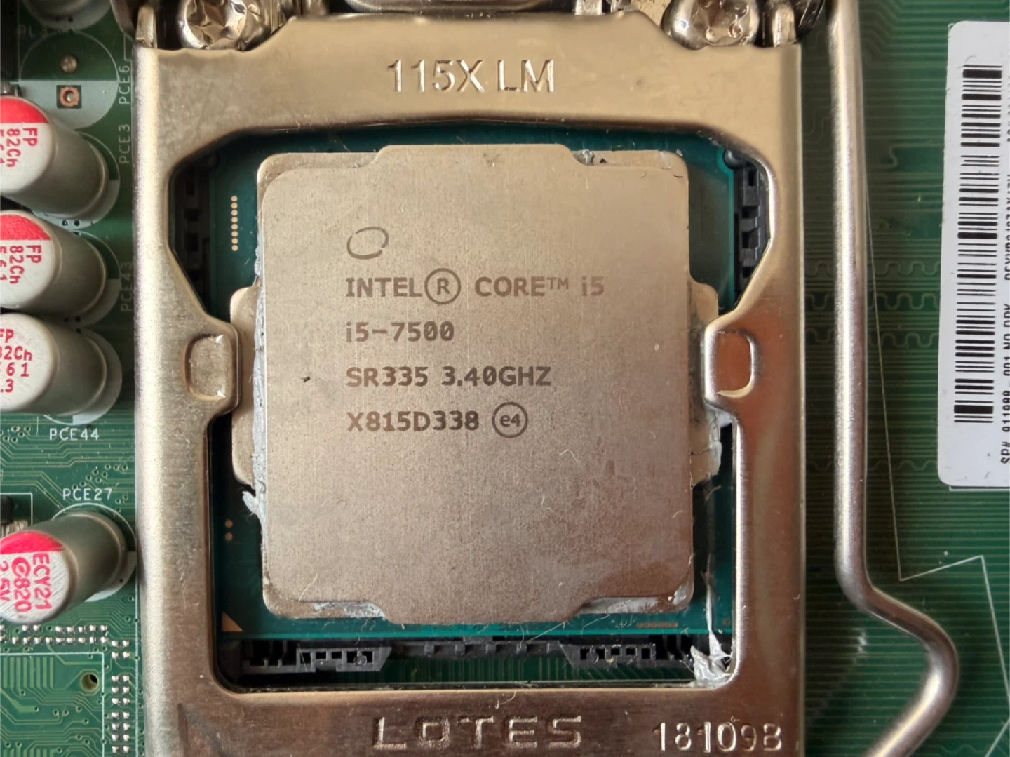 Intel Core i5-7500 3.40GHz SR335 CPU - photo 3