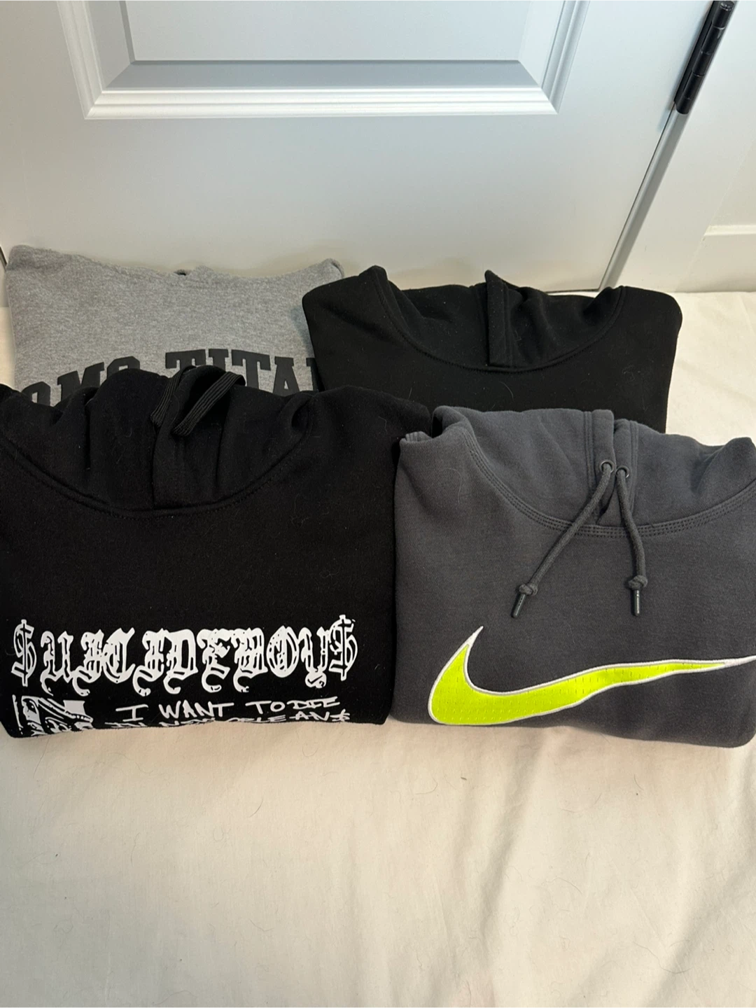 Assorted Women's Clothing Bundle - photo 5