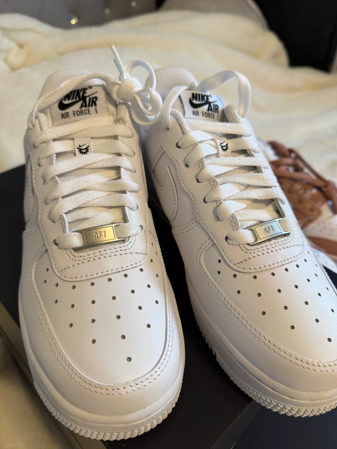 Nike Air Force 1 '07 Flyease White Sneakers Size 7.5