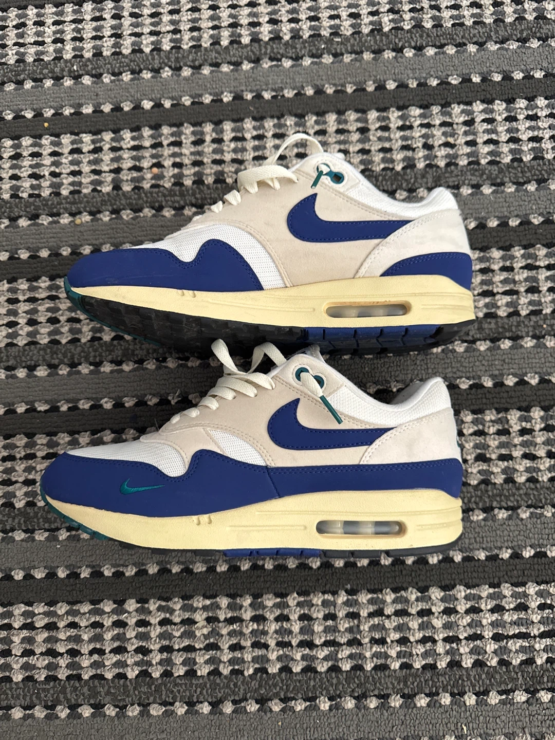 Nike Air Max 1 Sneakers - photo 2