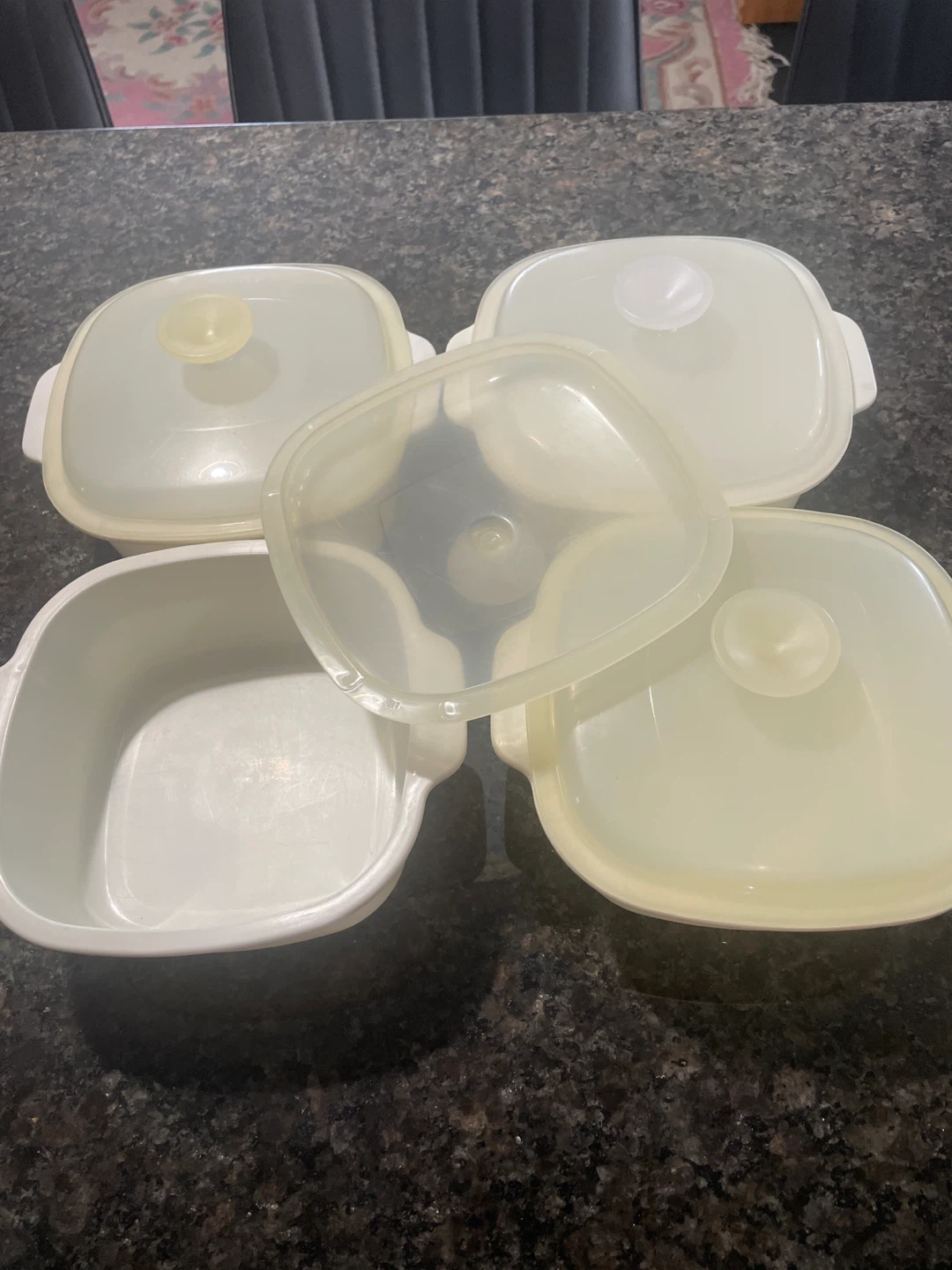 Set of 4 Anchor Hocking Square Casserole Dishes with Lids - photo 2
