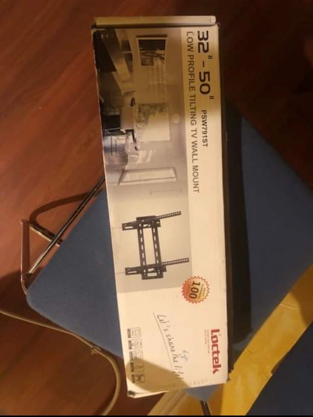 Loctek 32"-50" Low Profile Tilting TV Wall Mount - photo 2