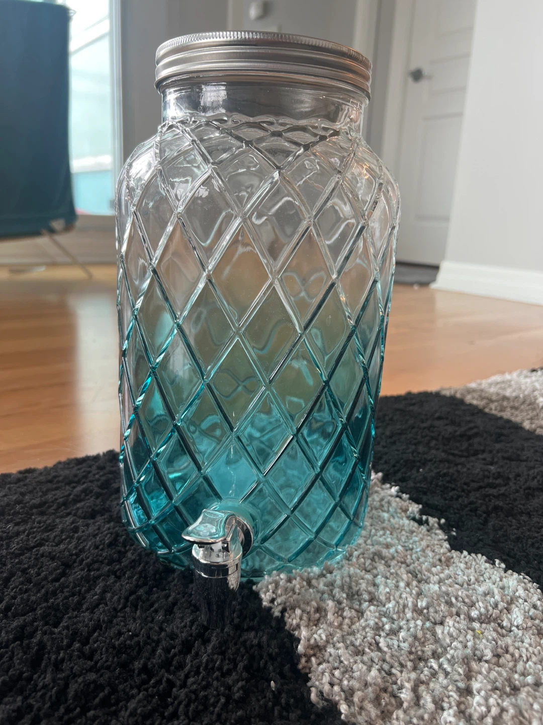 Almost new Glass Beverage Dispenser