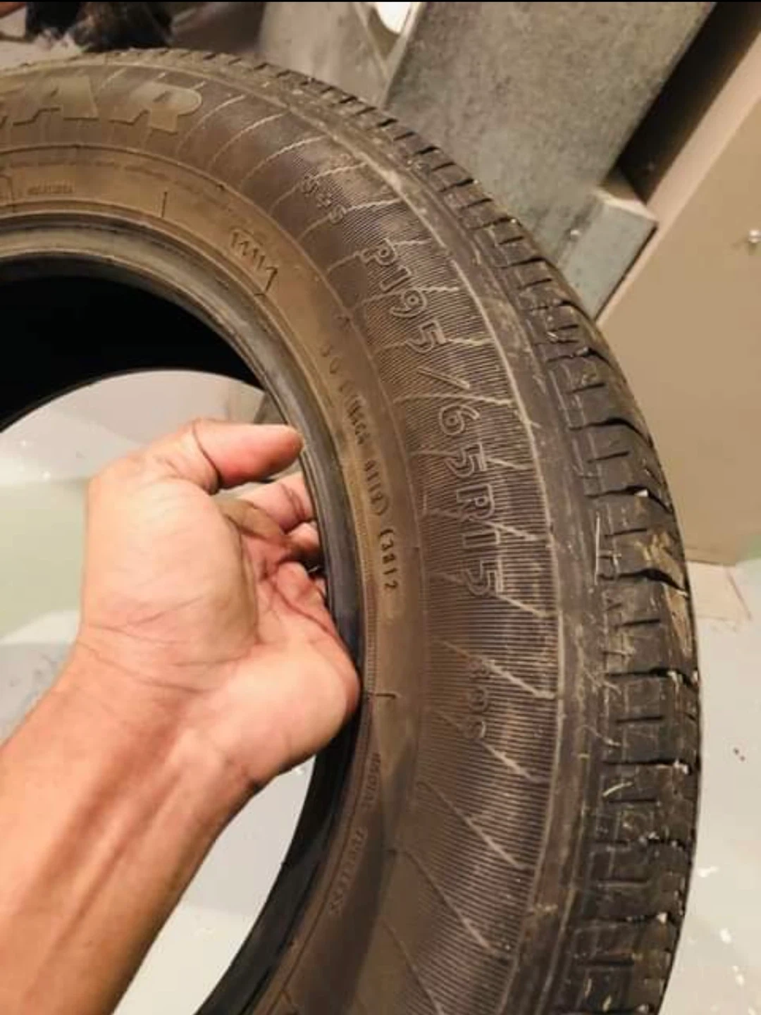 P195/65R15 Goodyear Tire - photo 2