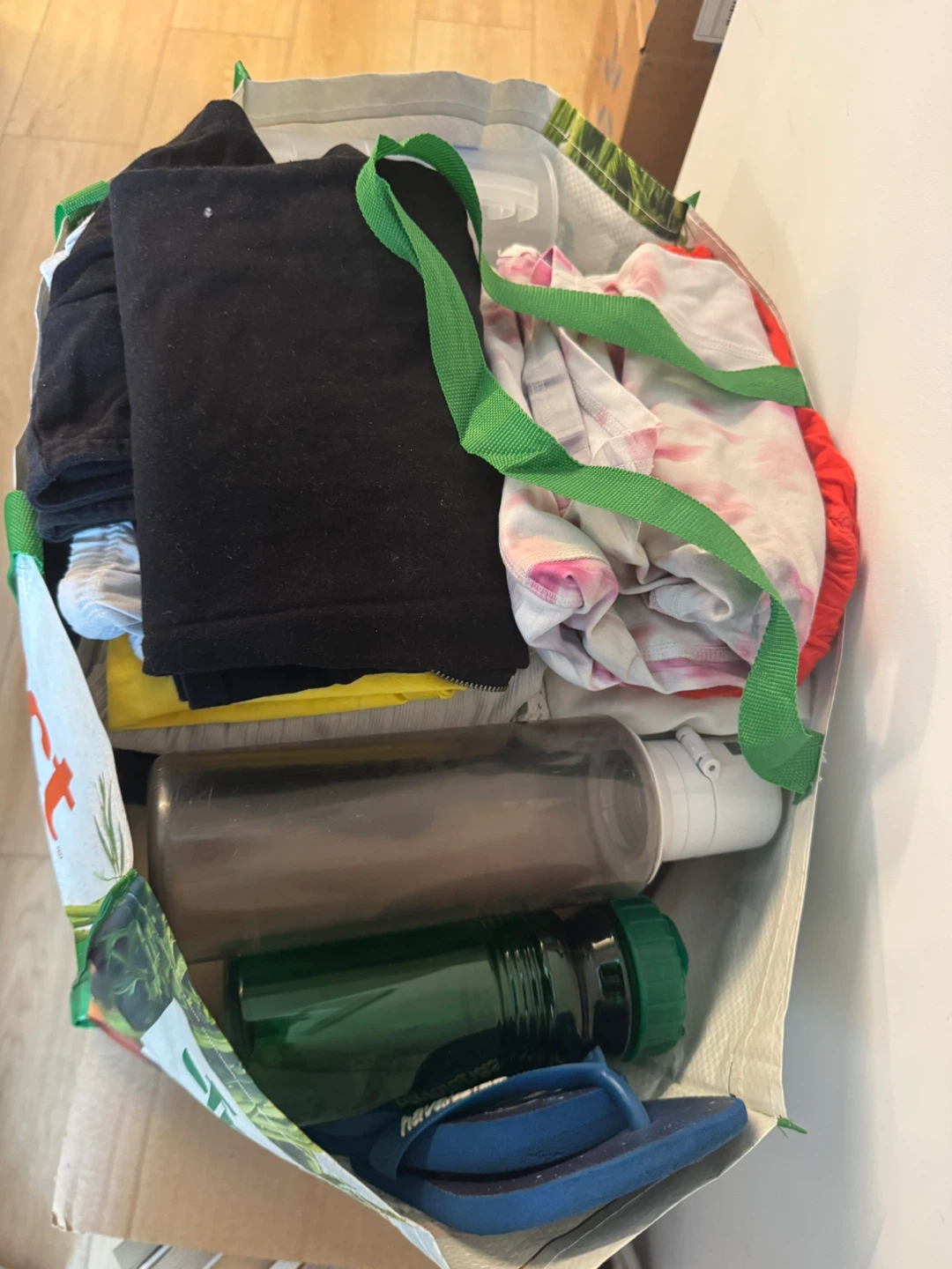 Women’s Clothes