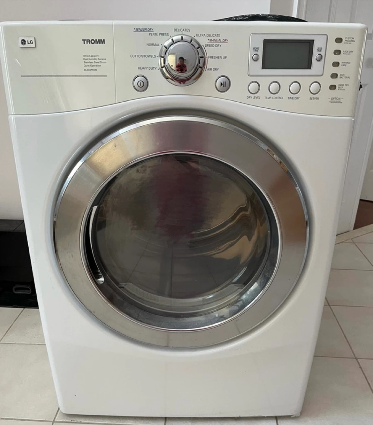 LG Electric Dryer