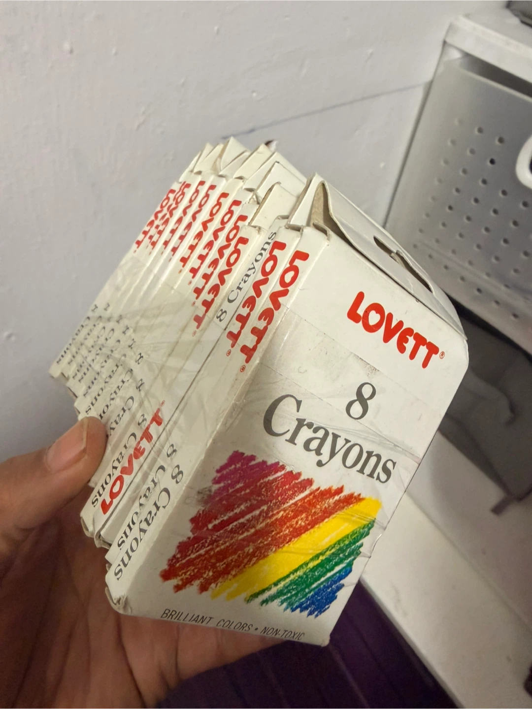 Lovett 8 Crayons Box - Brilliant Colors, Non-Toxic