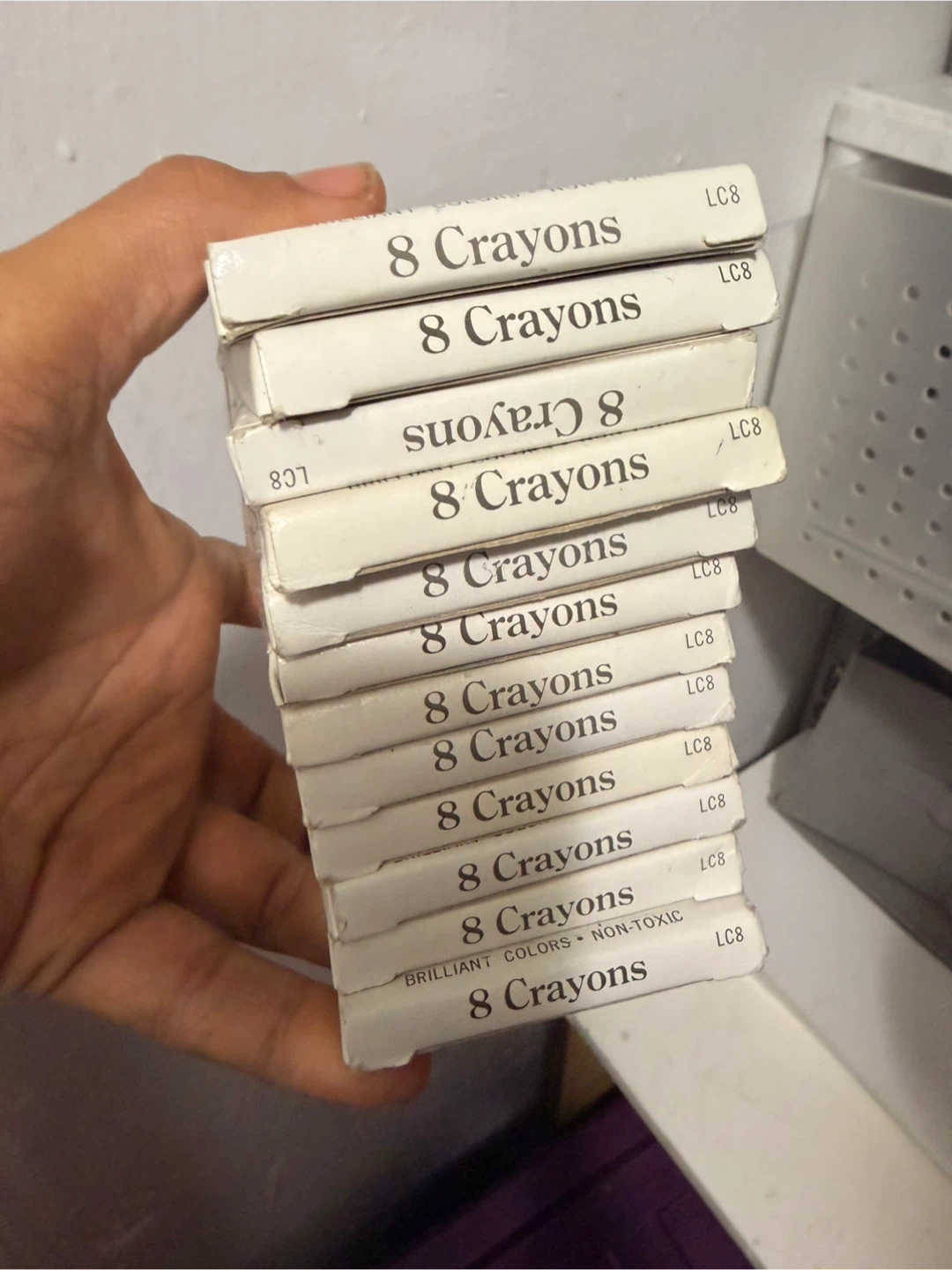 Lovett 8 Crayons Box - Brilliant Colors, Non-Toxic - photo 3
