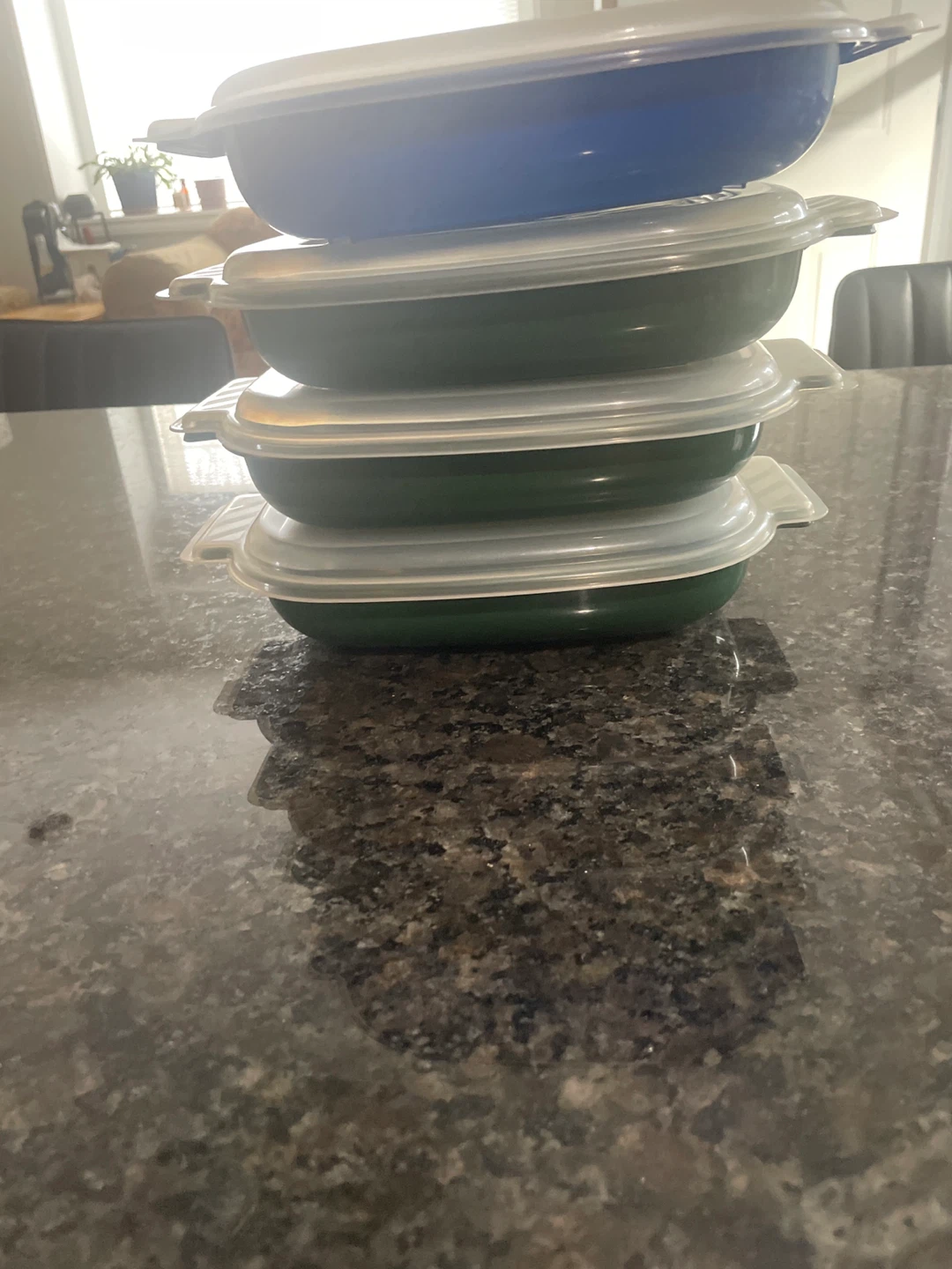 Set of 4 Plastic Food Storage Containers with Lids