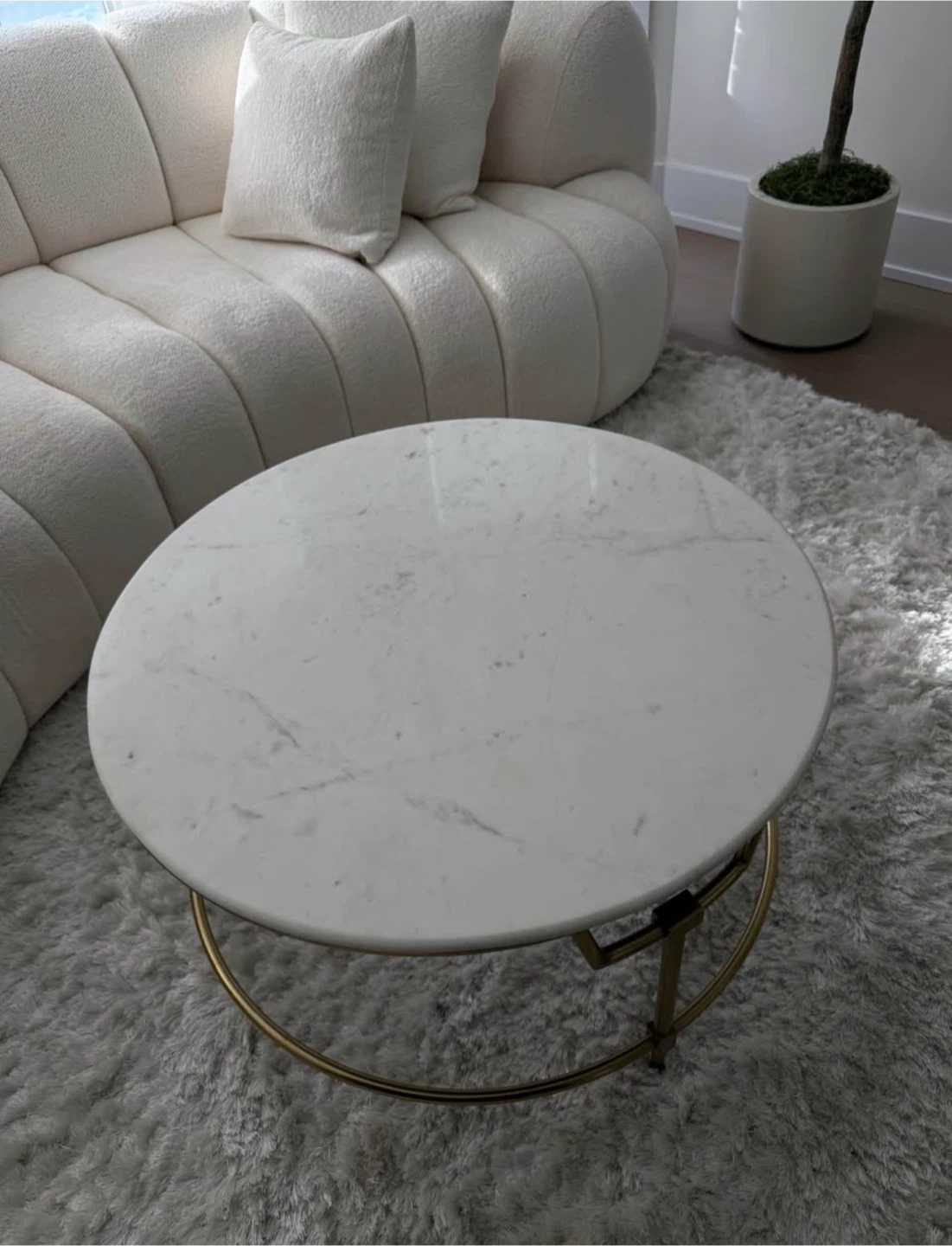 Round Marble Top Coffee Table with Gold Base - photo 3
