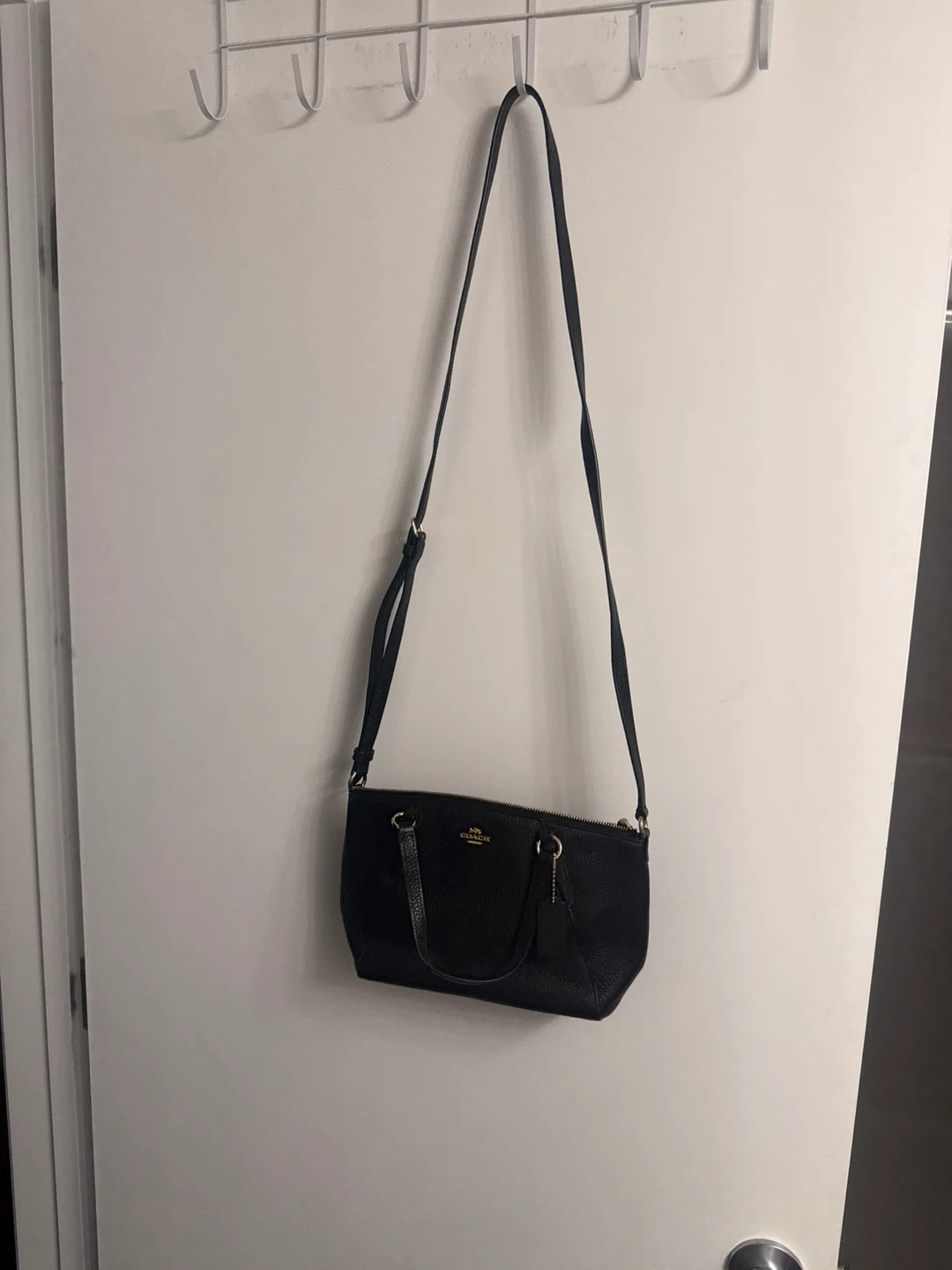 Coach Black Pebbled Leather Shoulder Bag - photo 4