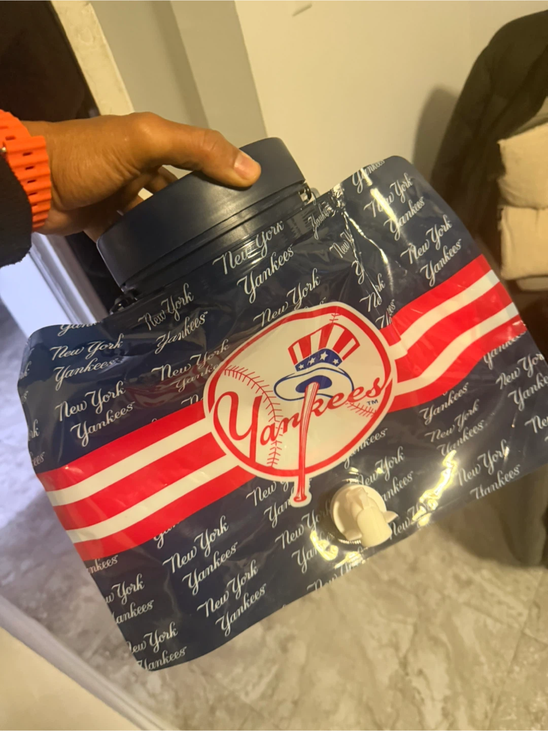 New York Yankees Portable Beverage Dispenser - photo 5