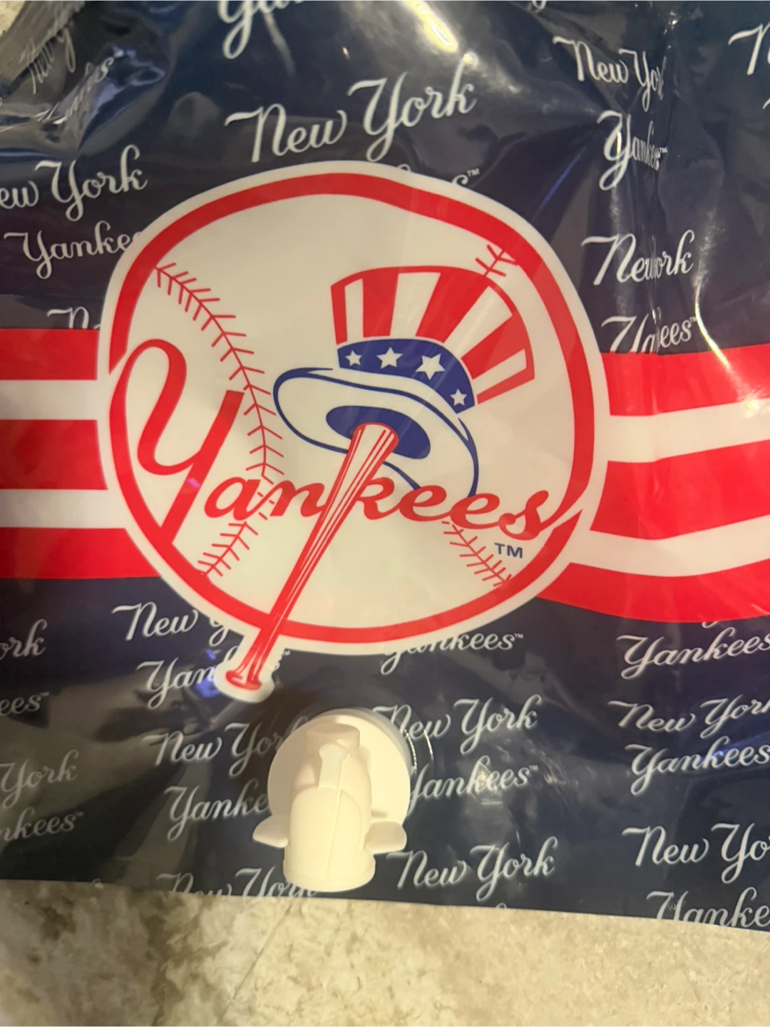 New York Yankees Portable Beverage Dispenser - photo 2