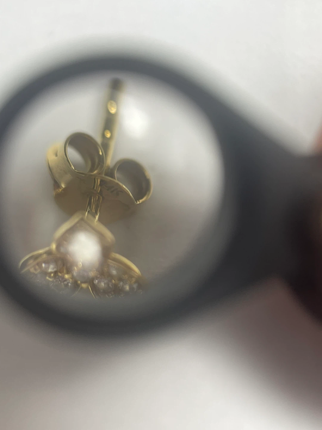 14K Yellow Gold Diamond Flower Stud Earring - photo 5
