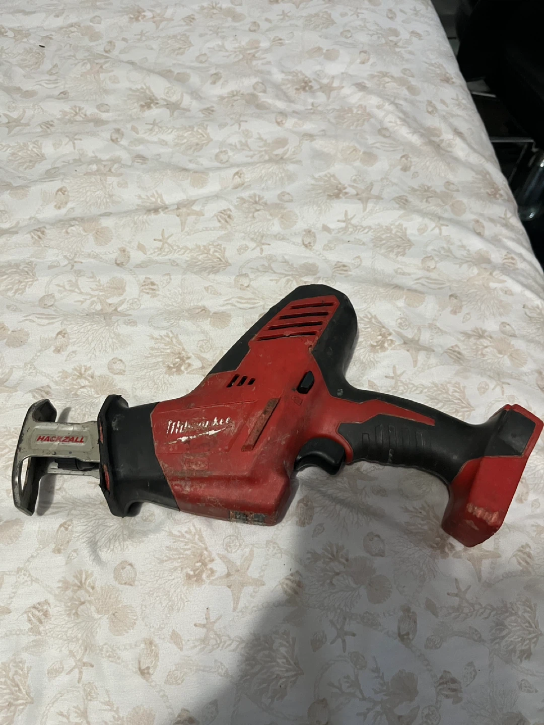 Milwaukee M18 Cordless Reciprocating Saw - photo 2