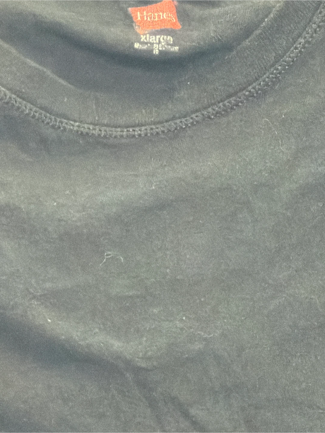 Hanes Black T-Shirt - photo 2