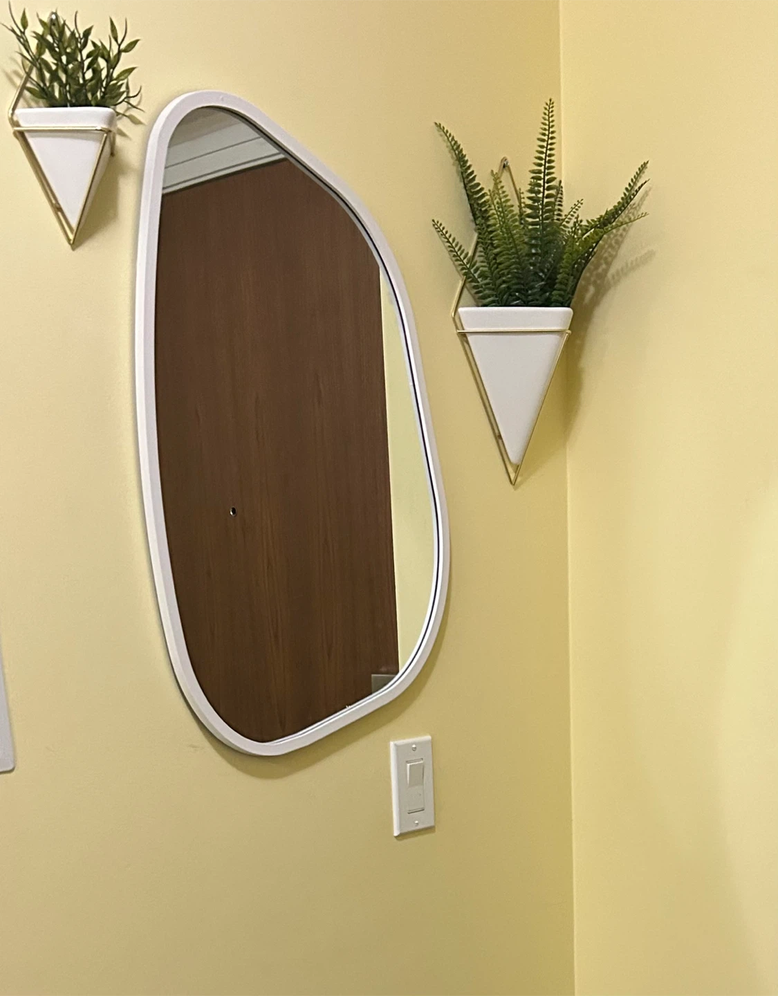 Set of 2 Umbra White Geometric Wall Planters