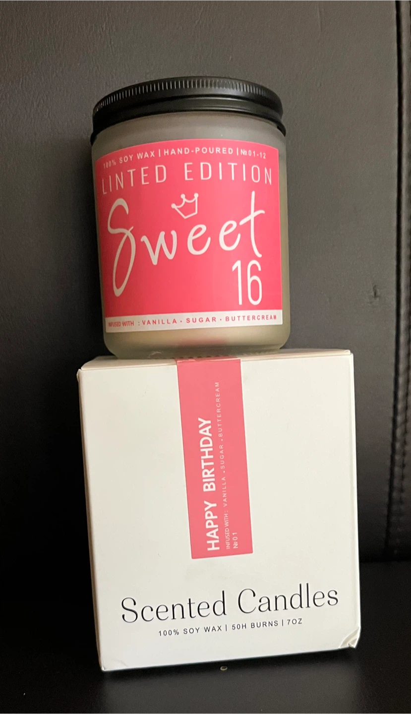 Sweet 16 Scented Candle - Vanilla, Sugar, Buttercream - 7oz - photo 2