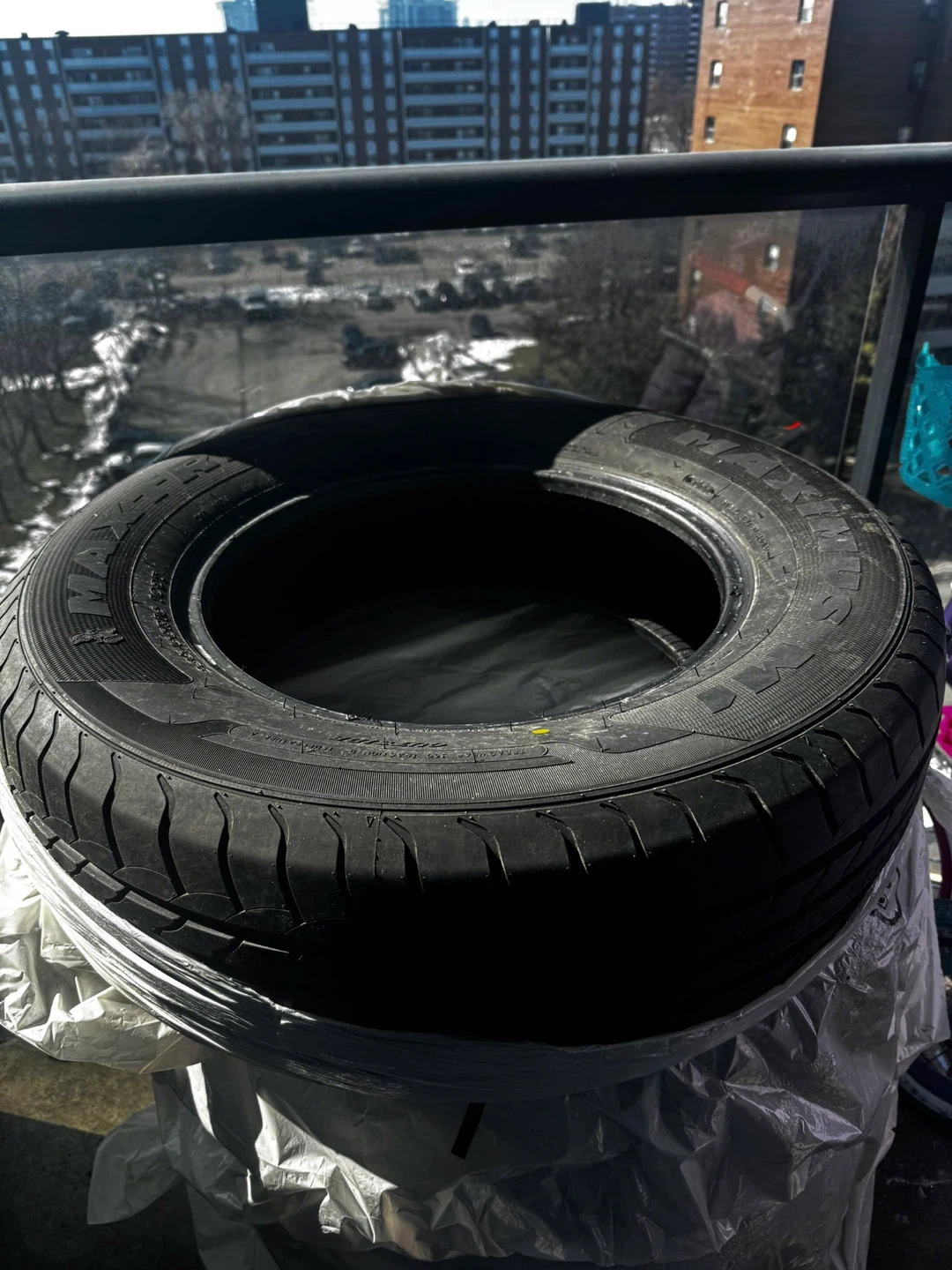 Set of 4 all season Tires
