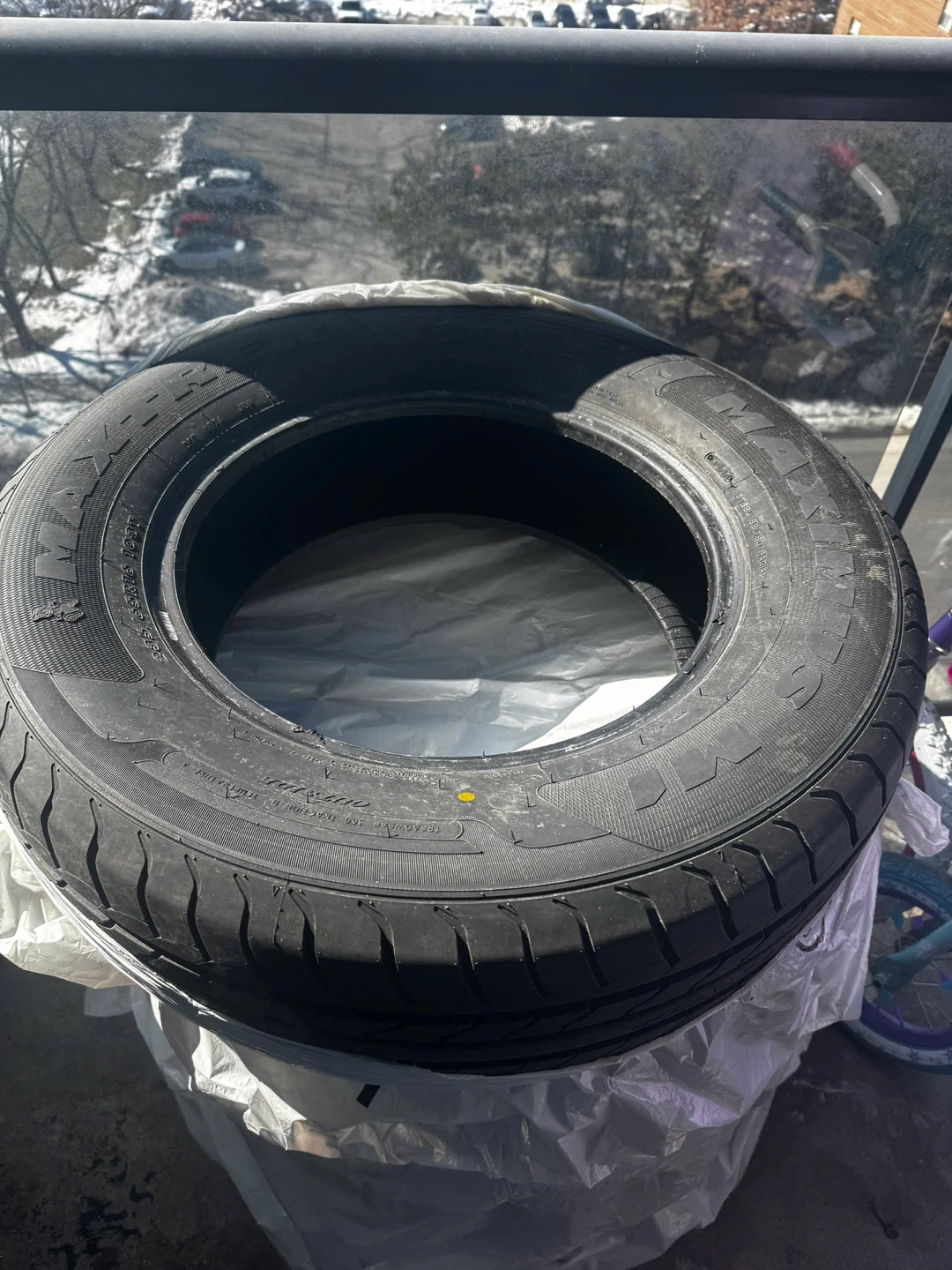 Set of 4 all season Tires - photo 3