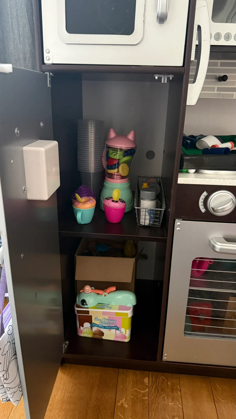 KidKraft Wooden Play Kitchen with Accessories - photo 4