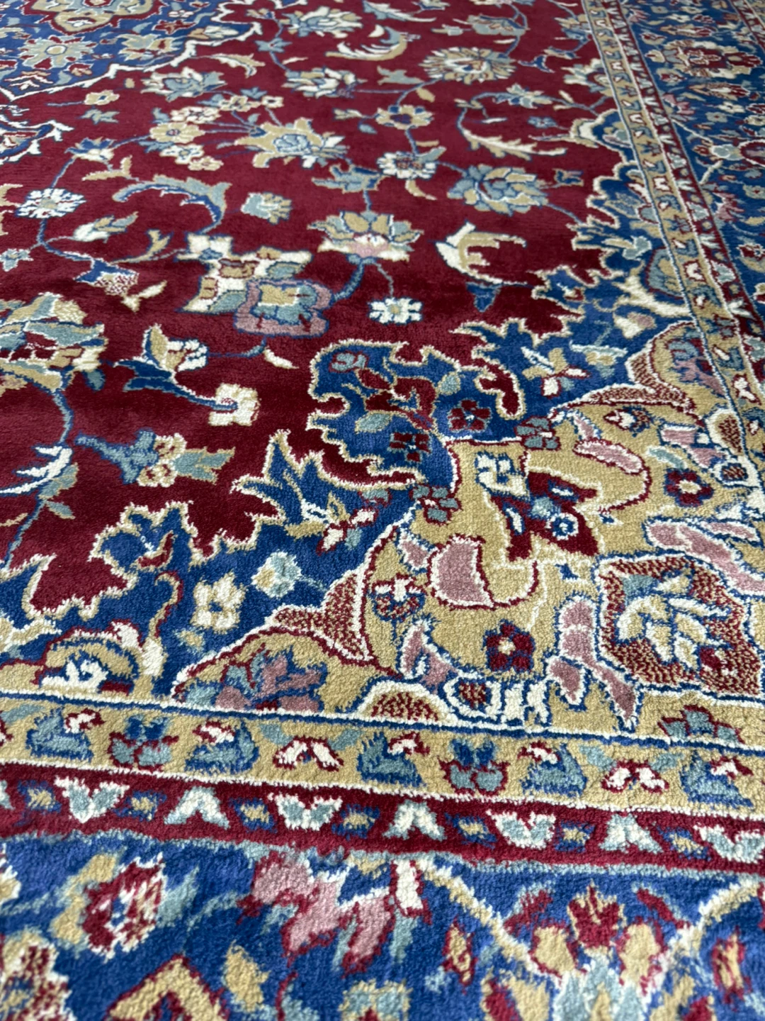 Persian Style Area Rug - photo 2
