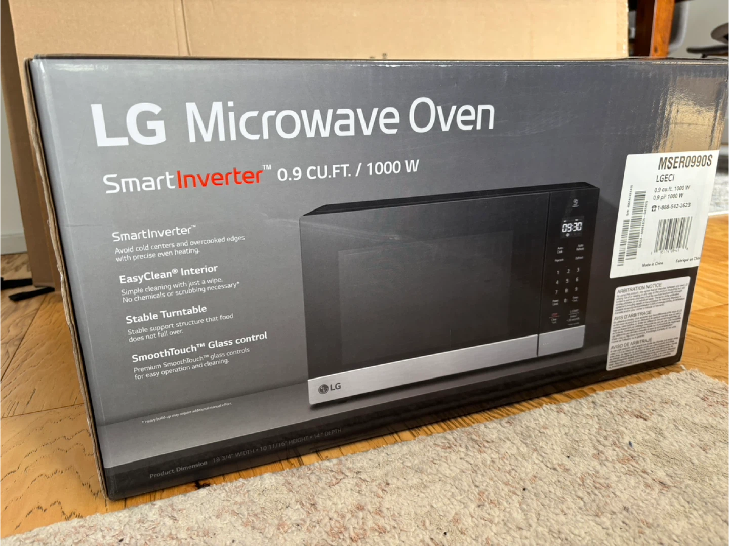 LG SmartInverter Microwave Oven 0.9 cu.ft. 1000W