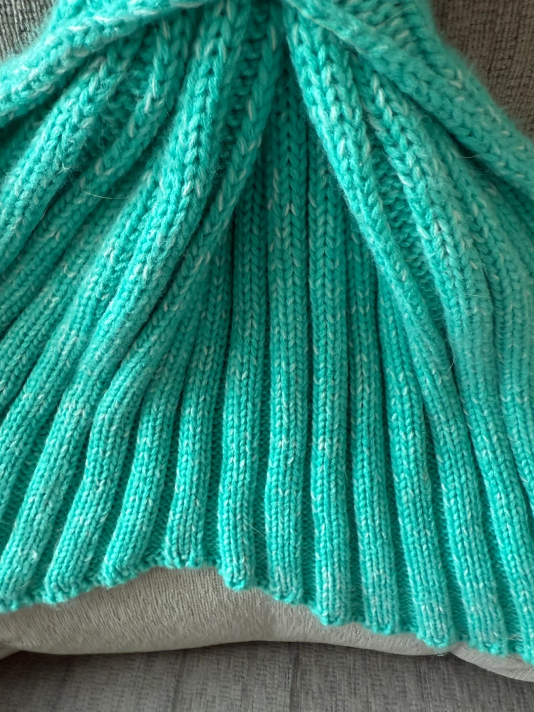 Teal Mermaid Tail Knit Blanket - photo 3