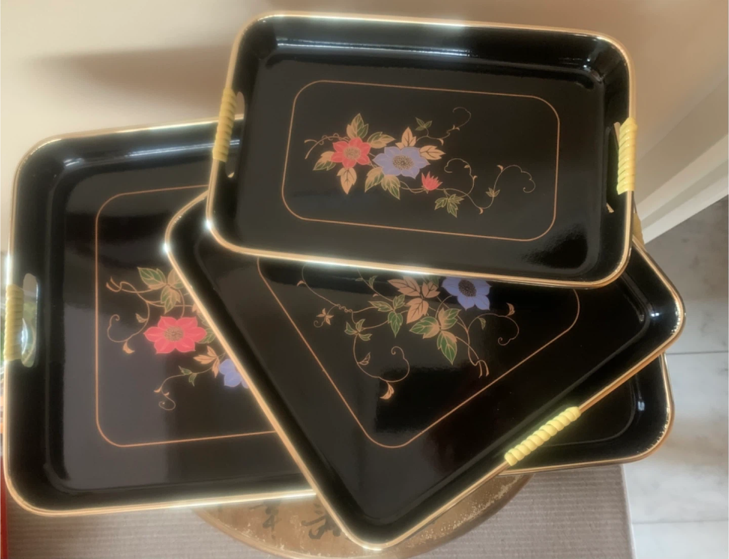 Vintage Black Lacquer Floral Serving Trays 3 PC Set - photo 2