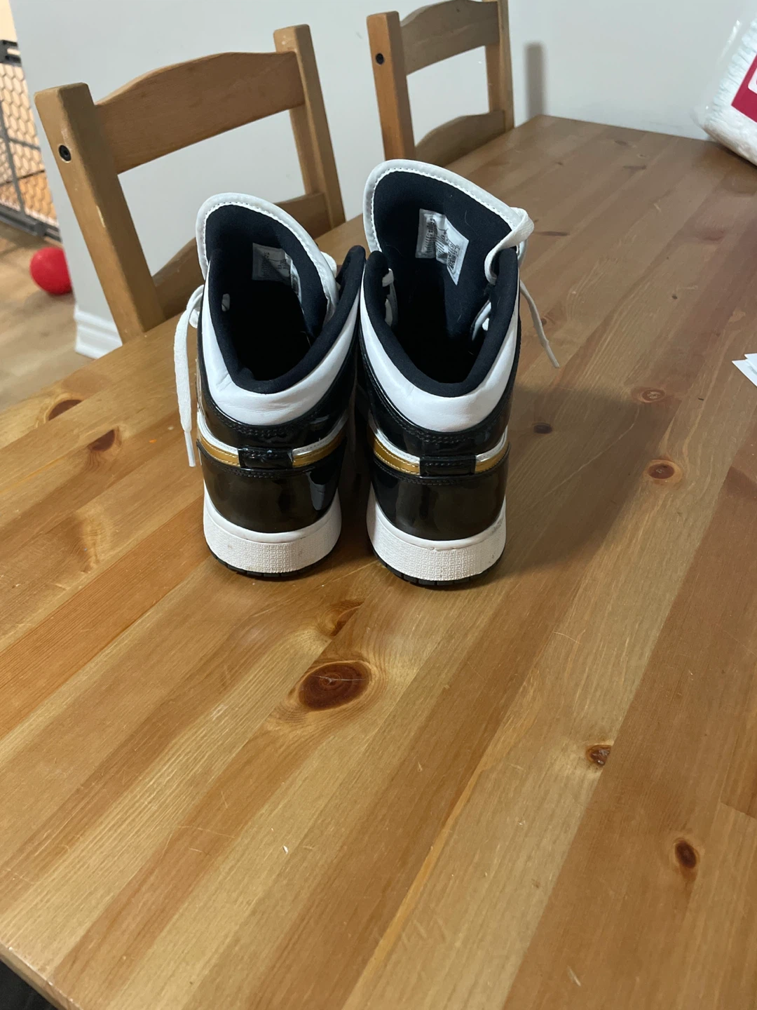 Air Jordan 1 Mid SE 'Black Gold' Sneakers - photo 3