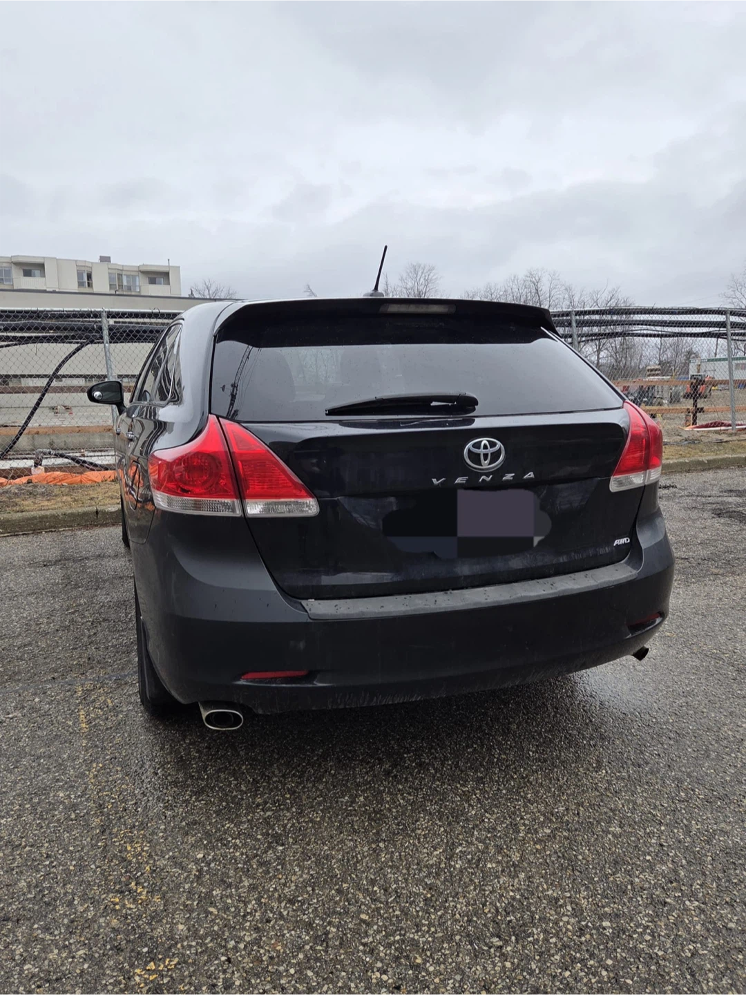 Black Toyota Venza AWD - photo 3
