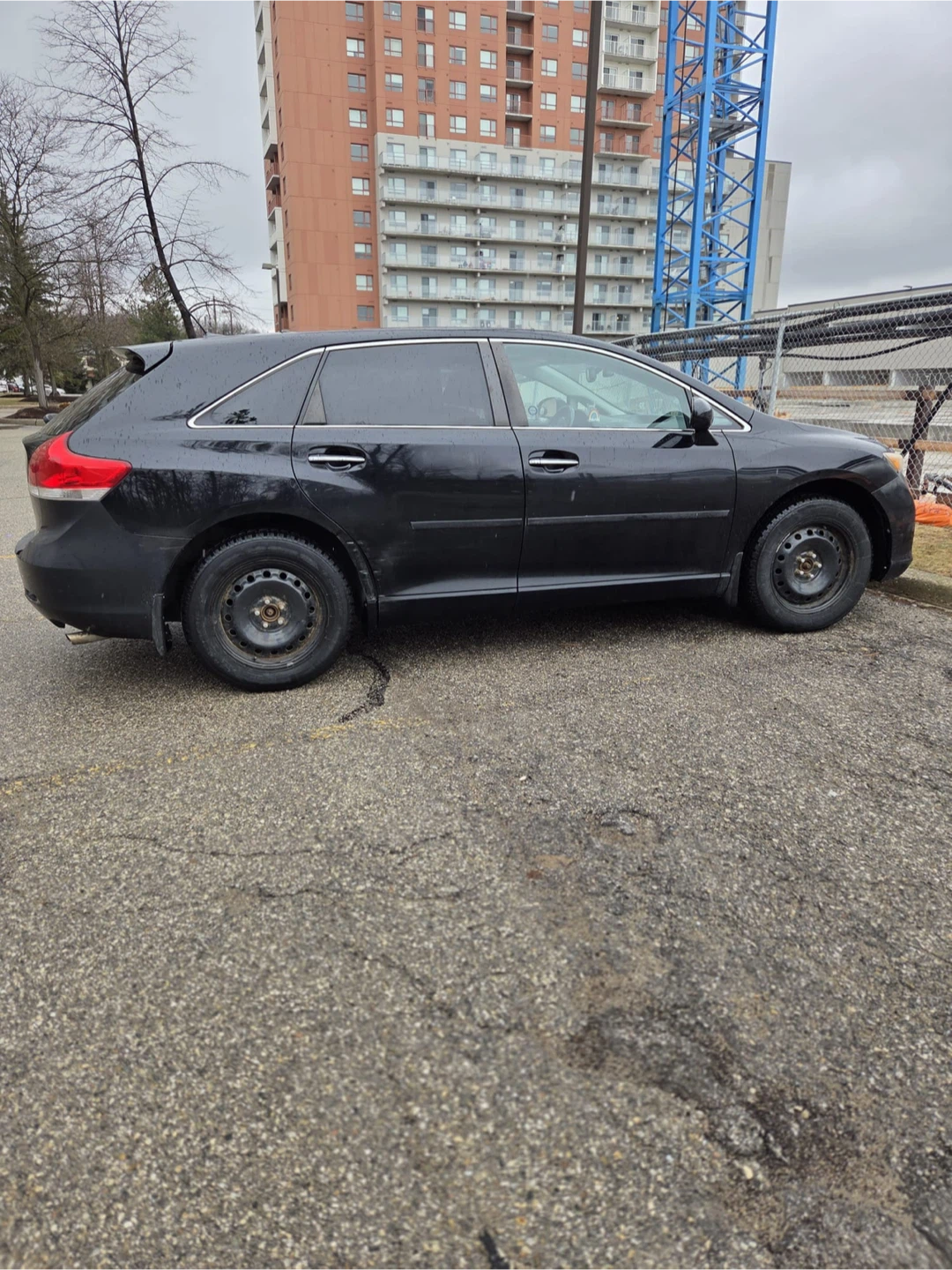 Black Toyota Venza AWD - photo 5