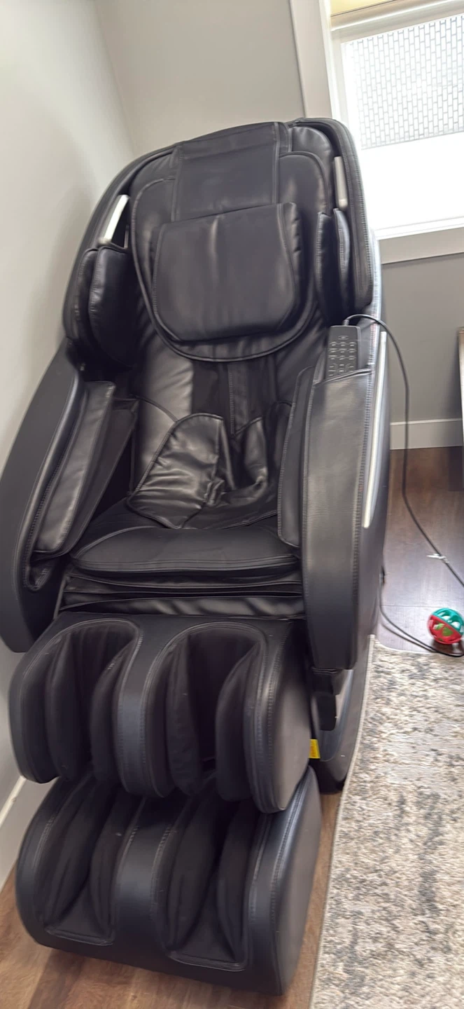 Deluxe Multi-functional Massage Chair RT6036 - photo 2