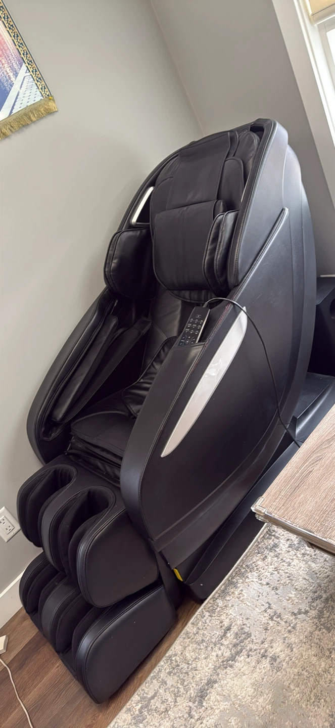 Deluxe Multi-functional Massage Chair RT6036