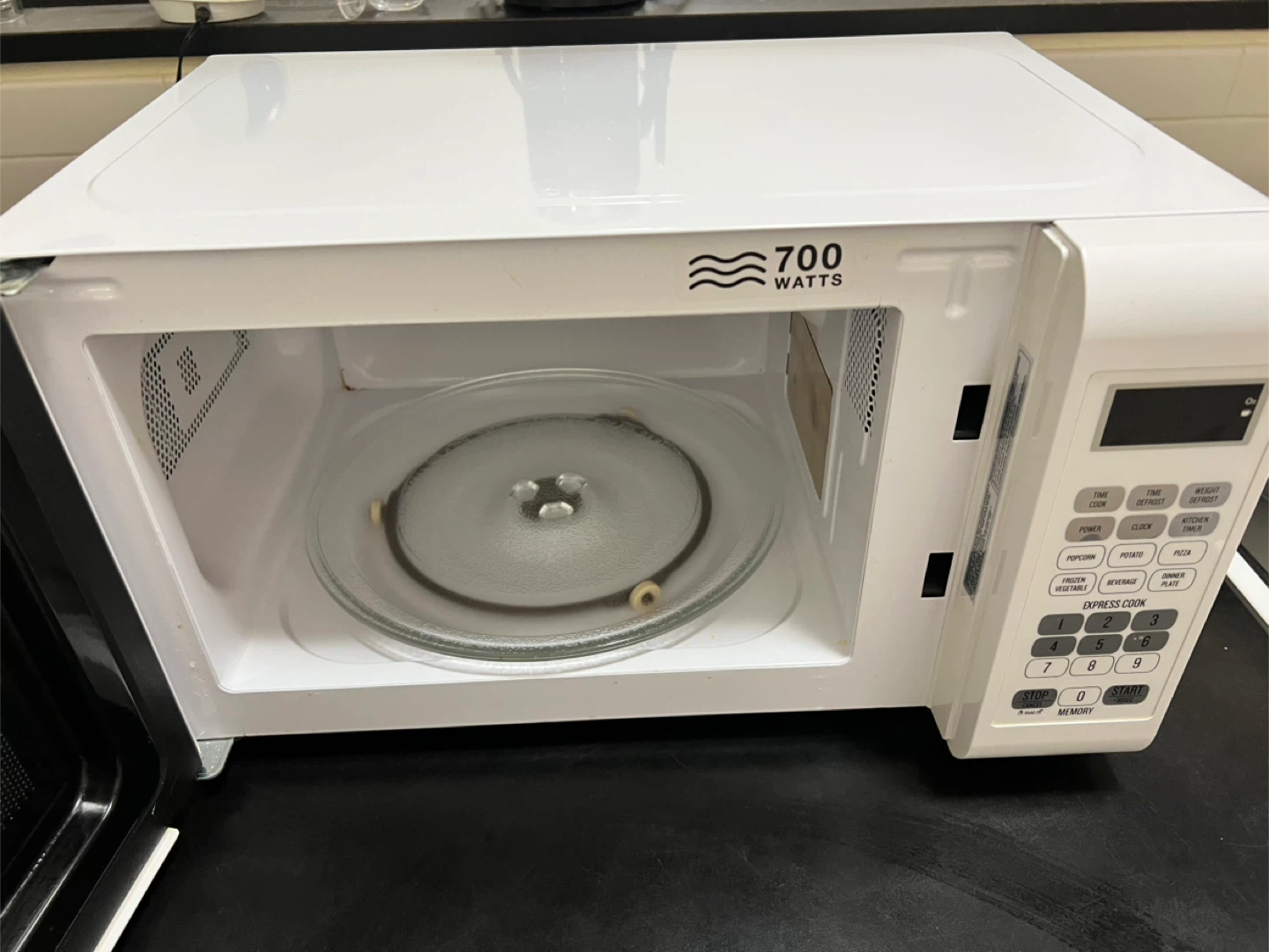 BELLA White 700 Watt Microwave Oven - photo 2