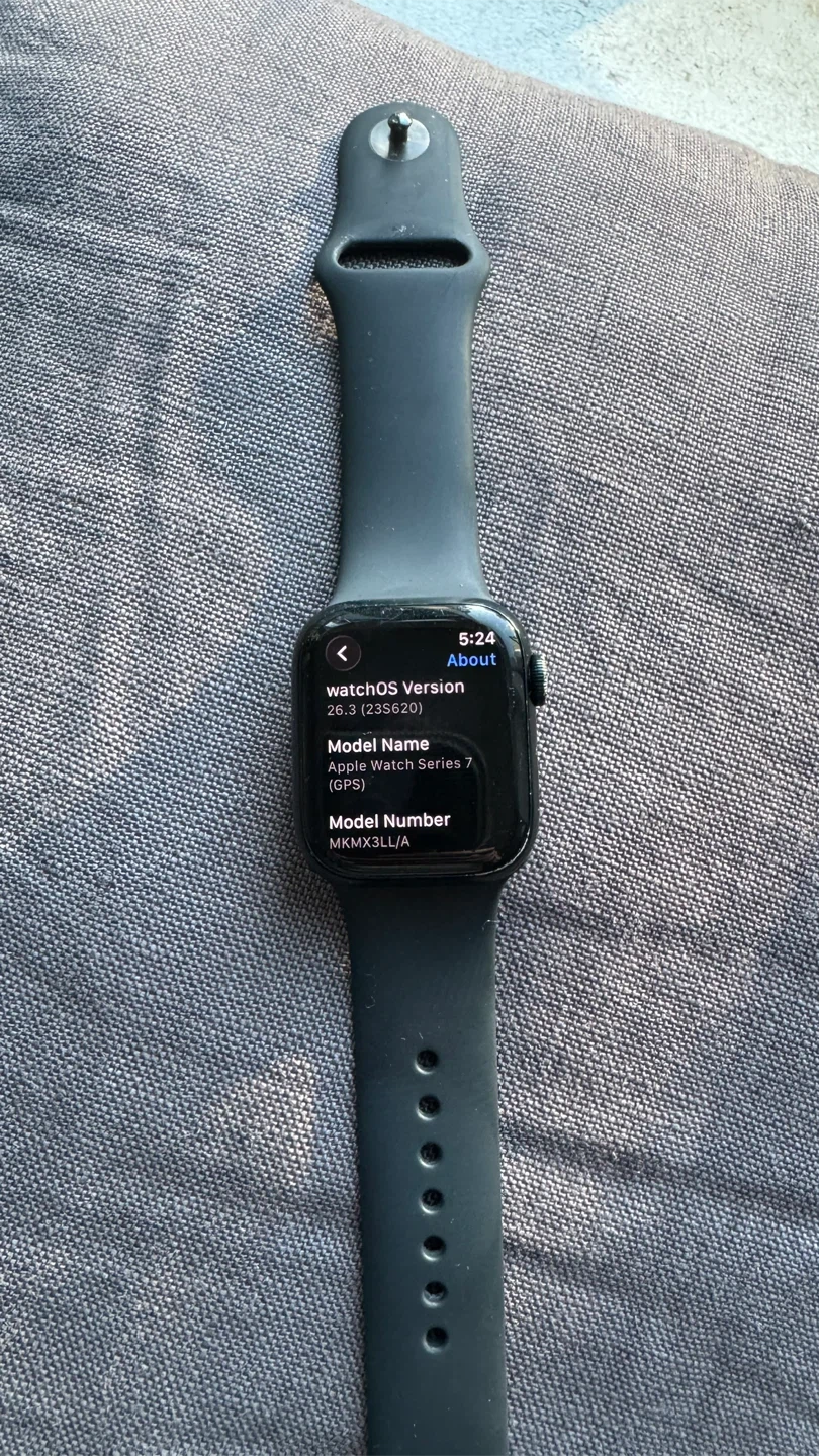 Apple Watch Series 7 - photo 2