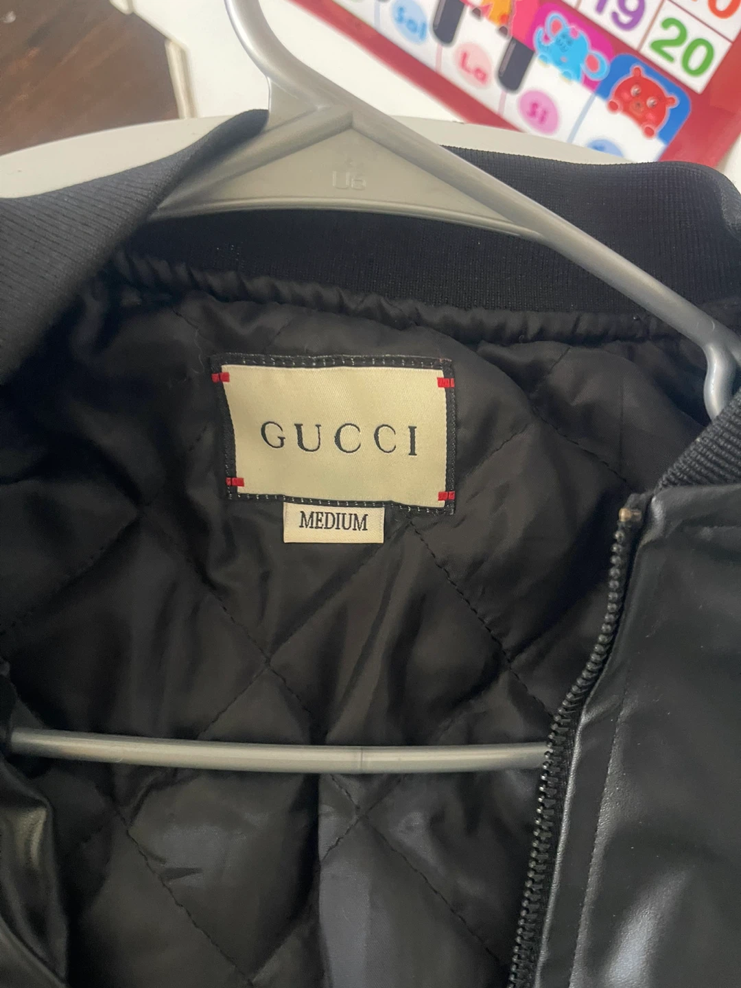 Gucci Black Bomber Jacket with Tiger Embroidery - Medium - photo 2