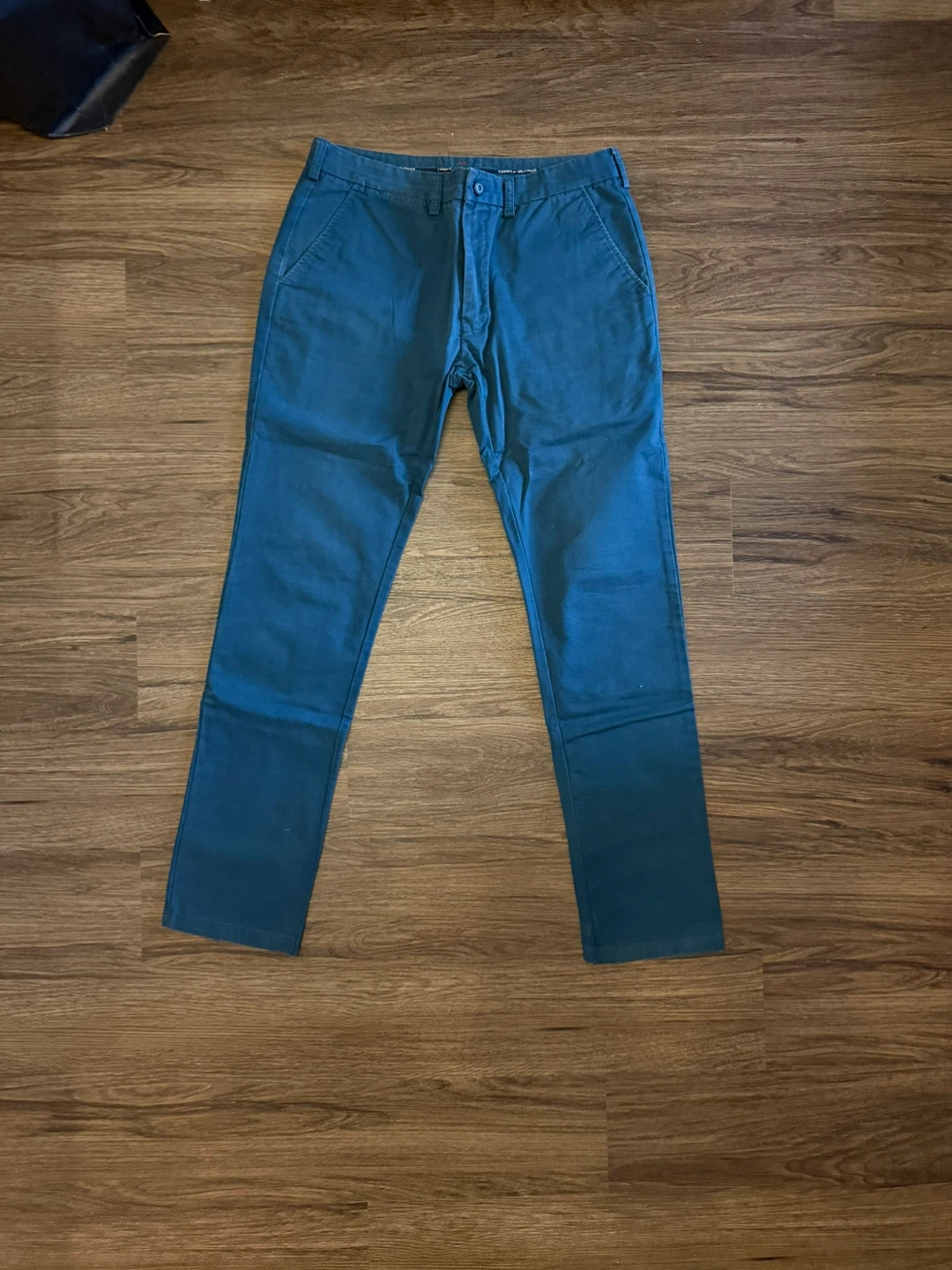 Tommy Hilfiger Men's Blue Chino Pants Size 33