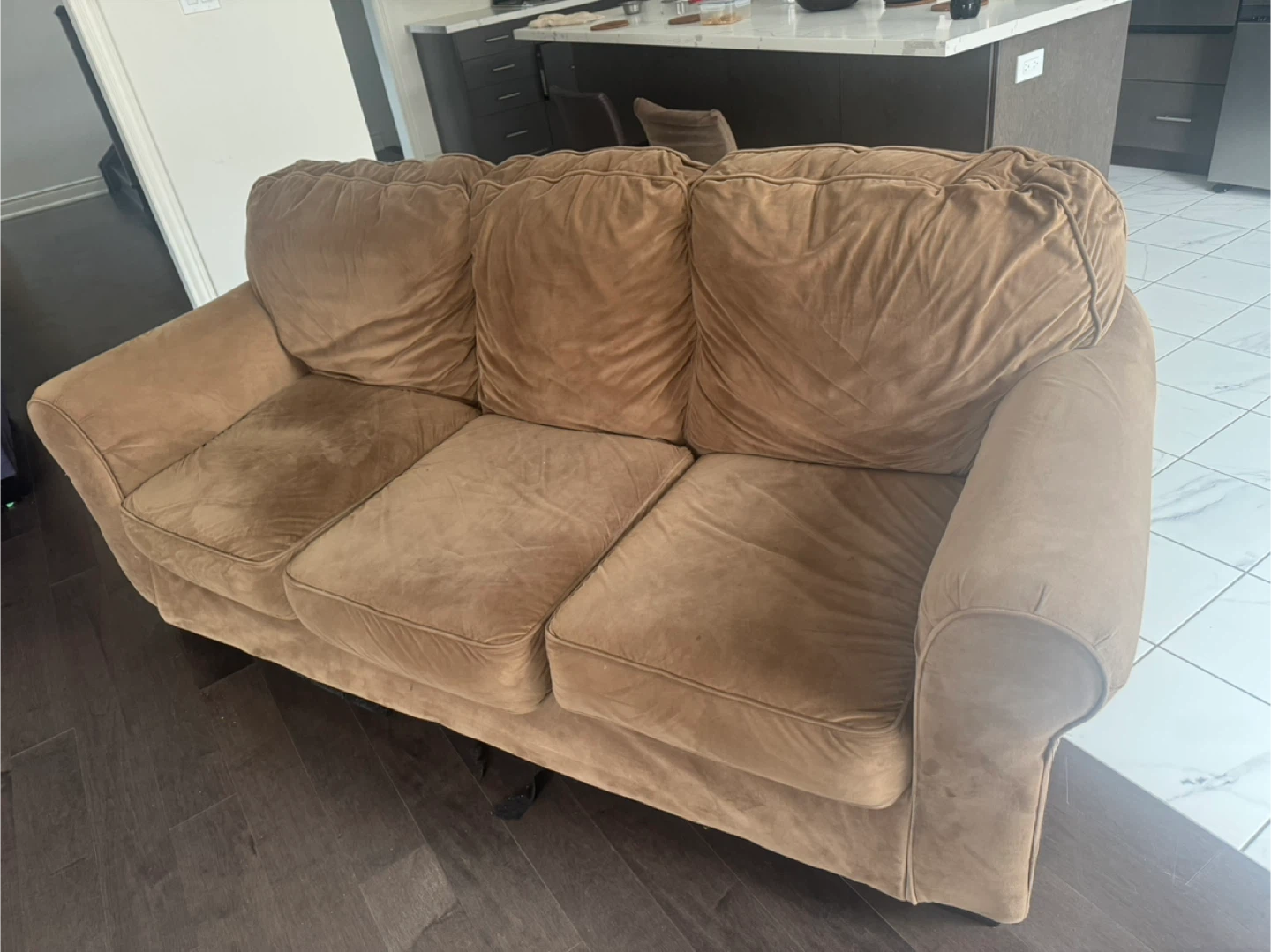 Moving sale - sofa set with ottoman - photo 2