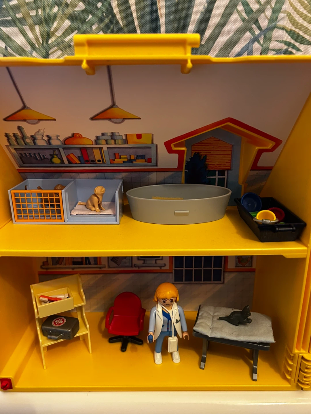Playmobil Pet Clinic Carry Case Playset - photo 3