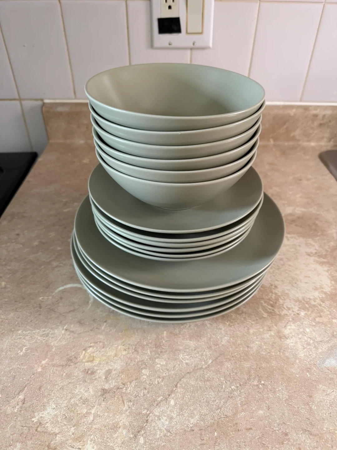 Set of 12 Dinner Plates and Bowls