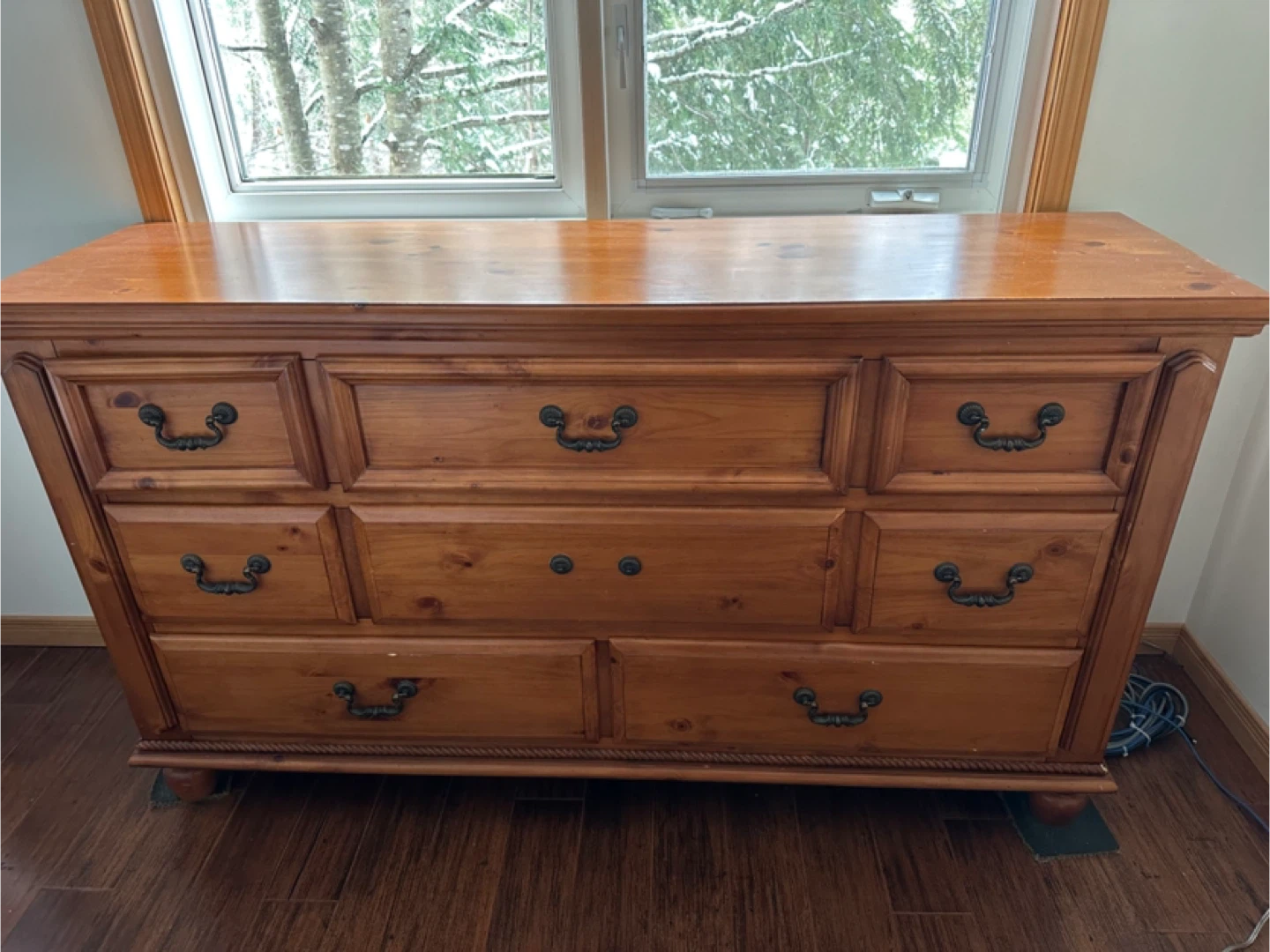 Wooden Dresser with 9 Drawers